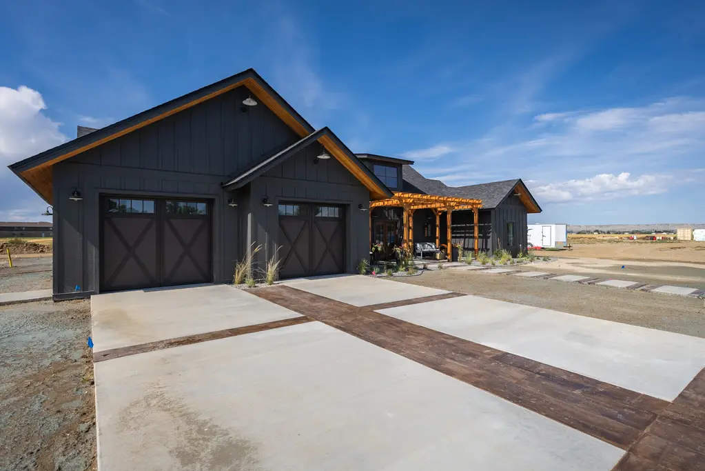 Exterior-1